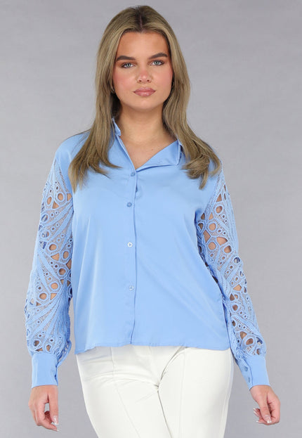 OP=OP.32.NL Lichtblauwe Blouse met See-Through Crochet Mouwen