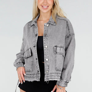 OP=OP.32.S Grijze Denim Jas met Klepzakken