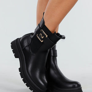 OP=OP.33.NL Zwarte Enkelboots met Gesp