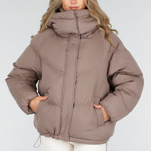 OP=OP.36.S Taupe Pufferjas met Capuchon