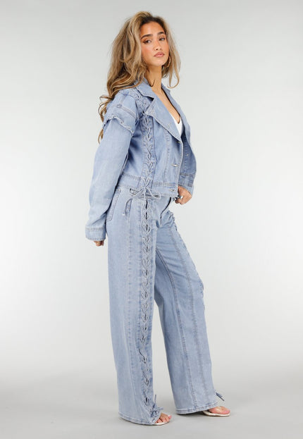 OP=OP.37.NL Lichtblauw Denim Jack met Veterdetails