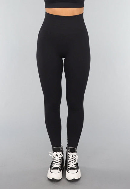 OP=OP.39.NL Zwarte Sportlegging met Scrunch
