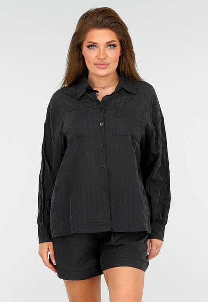 OP=OP.AV.05 Zwarte Set van Short en Blouse met Streepjes