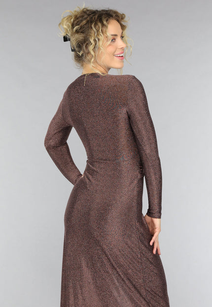 OP=OP.AV.12 Rosé Gouden Jurk met Hoge Hals en Twist