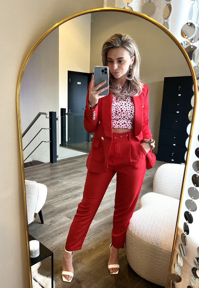 Rotes Outfit 1 Instagram