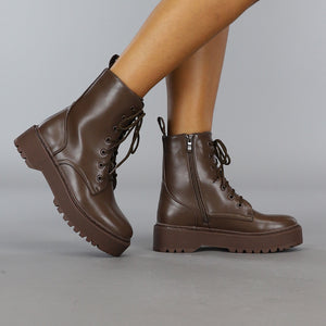 SALE30 Basic Bruine Veterlaarsjes