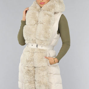 SALE30 Beige Lange Bodywarmer met Capuchon