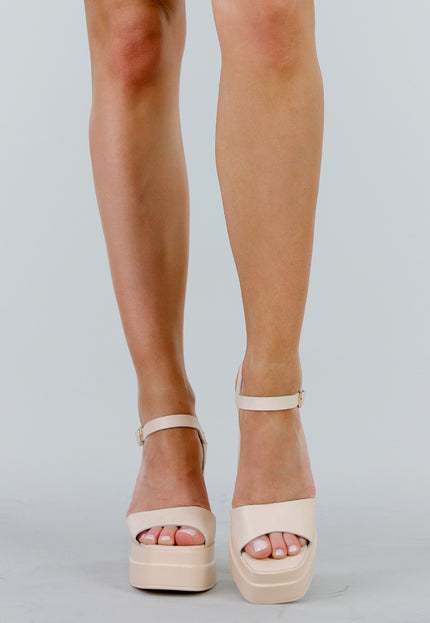 SALE30 Beige Plateau Sandalen met Blokhak