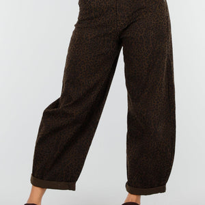 SALE30 Bruine Barrel Jeans met Panterprint