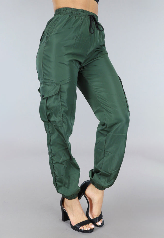 SALE30 Groene Parachute Cargo Broek