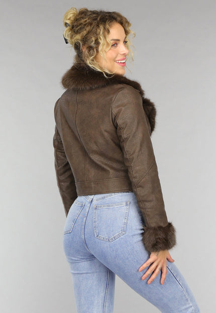 SALE30 Kort Bruin Jasje met Faux Fur Details