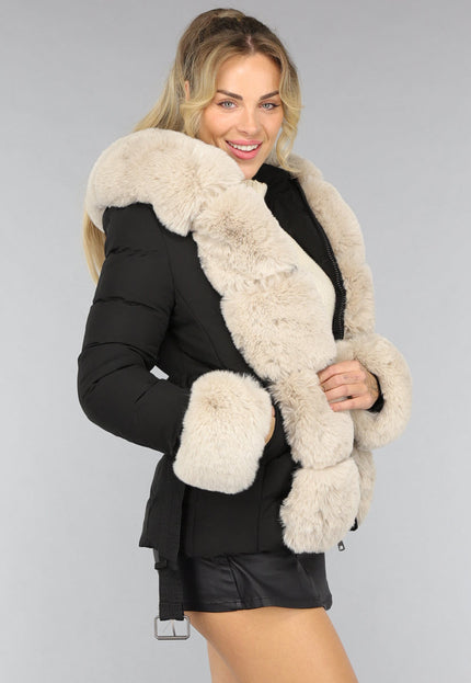 SALE30 Korte Zwarte Winterjas met Beige Bont