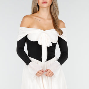 SALE30 Off Shoulder Mini Jurk in Zwart Beige
