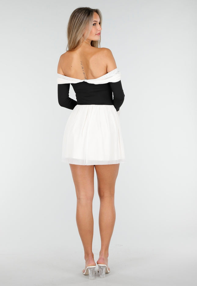 SALE30 Off Shoulder Mini Jurk in Zwart Beige