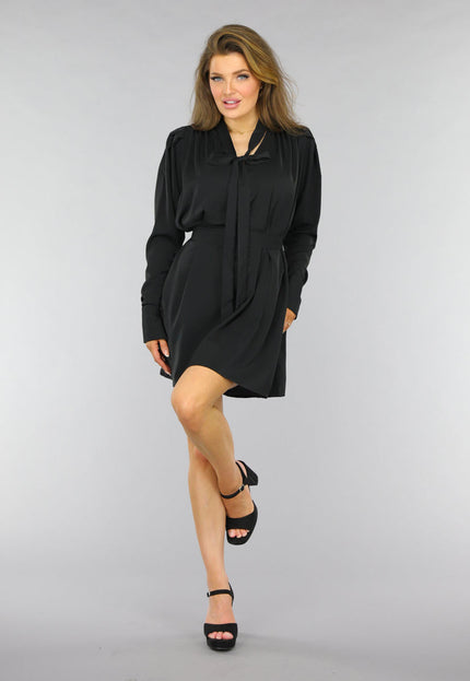 SALE30 Zwart Longsleeve Jurkje met Strikdetail