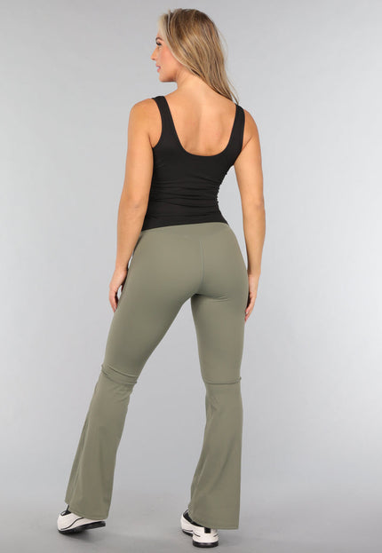 SALE30 Zwarte Rib Tanktop met Pads