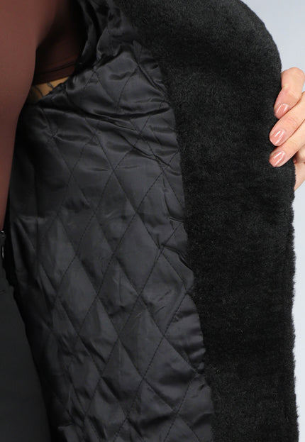 SALE50 Zwarte Fluffy Jas met Bruine Gesp Details