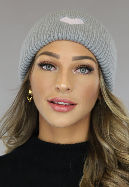 SALE80 Grijze Beanie met Wit Hartje