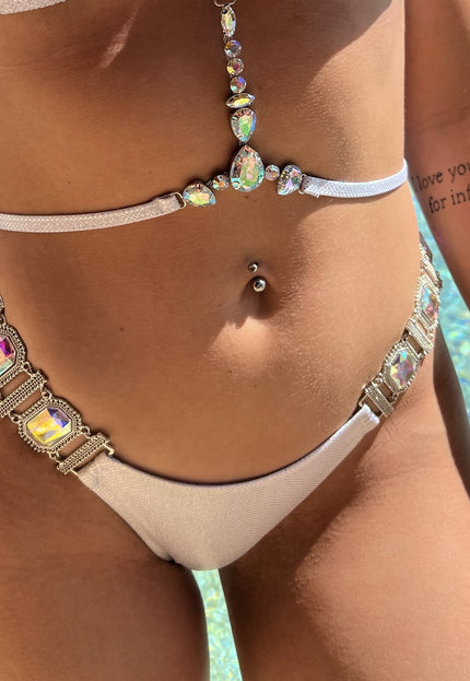 SALE85 Cheeky Zilveren Bikinibroekje met Steentjes