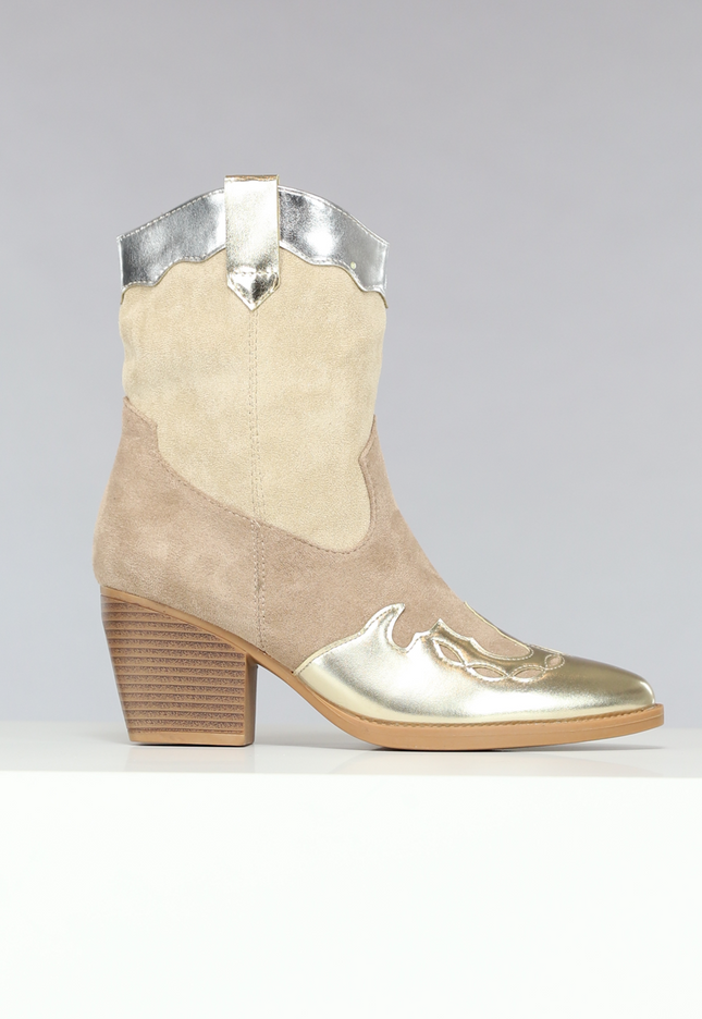 OP=OP.39.S Suèdelook Laarsjes met Gouden en Zilveren Details