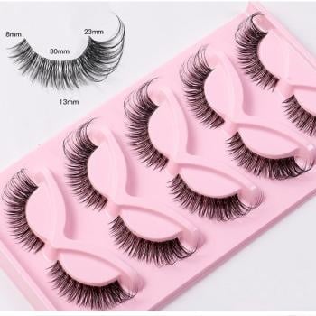 OP=OP.10.NL Cat Eye met Wispie Look Plak Wimpers Set van 5