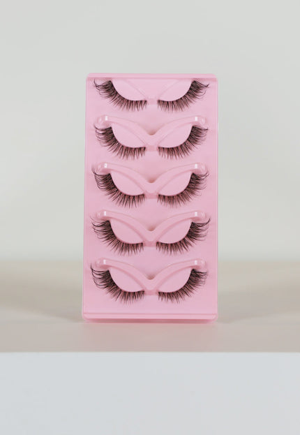 OP=OP.10.NL Cat Eye met Wispie Look Plak Wimpers Set van 5