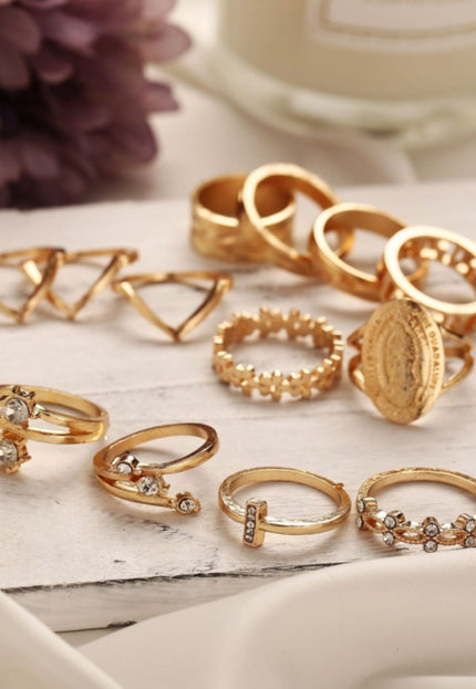 TERUG Gouden Dertiendelige Ringen Set