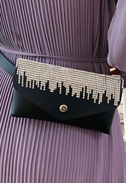 TERUG Kleine Zwarte Heuptas met Strass