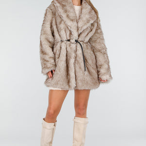 WINTER Beige Bontjas met Riem