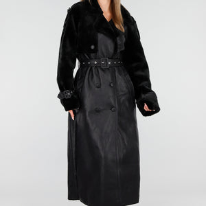 WINTER Lange Zwarte Trenchcoat met Ceintuur