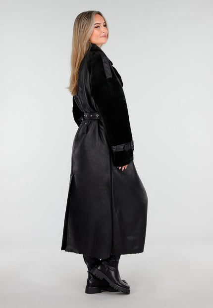 WINTER Lange Zwarte Trenchcoat met Ceintuur