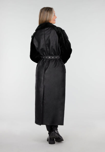 WINTER Lange Zwarte Trenchcoat met Ceintuur