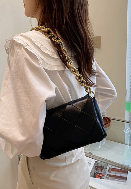 Zwarte Geweven Tas met Gouden Ketting