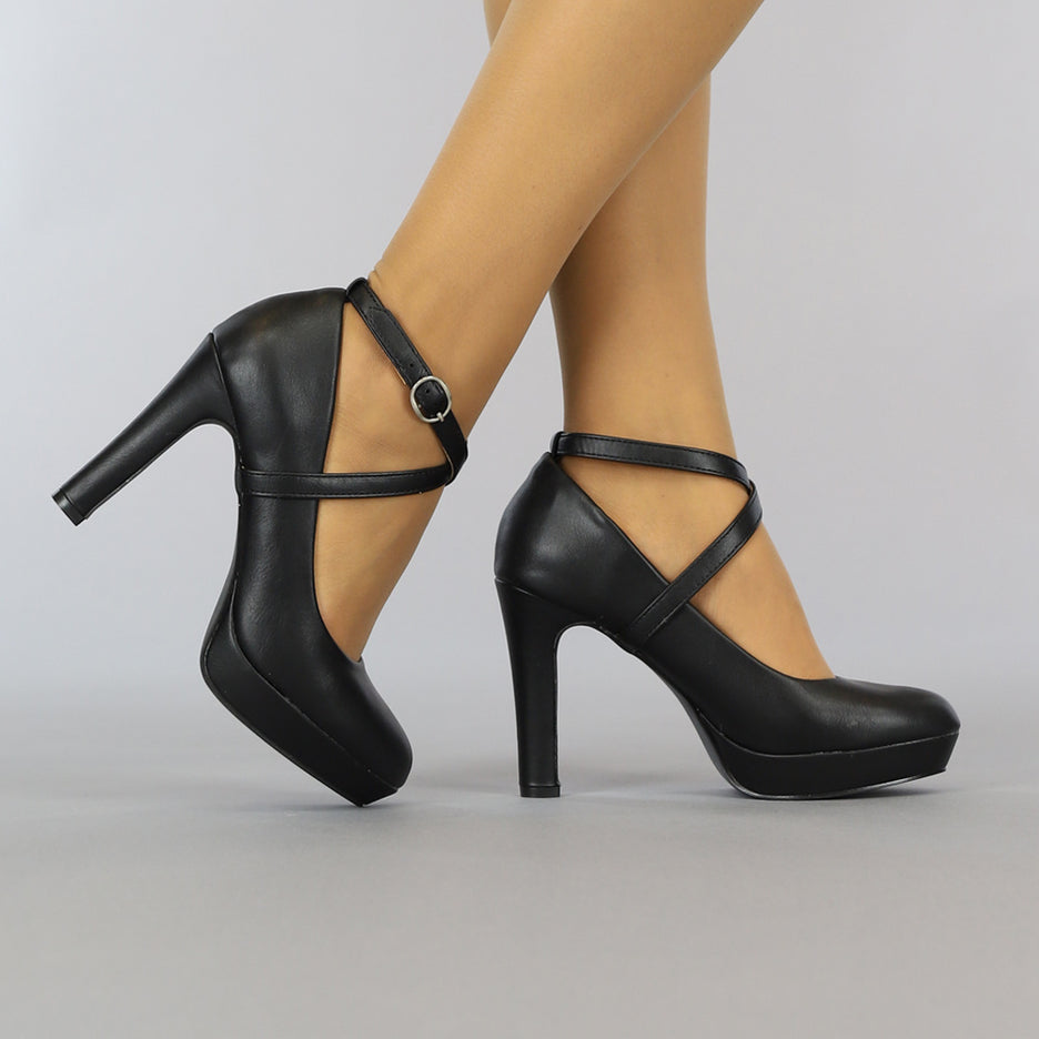 Zwarte Lederlook Pumps met Enkelbandje