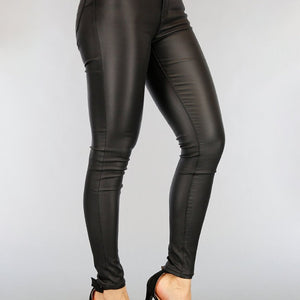 OP=OP.03.NL Zwarte Lederlook Push-Up Broek