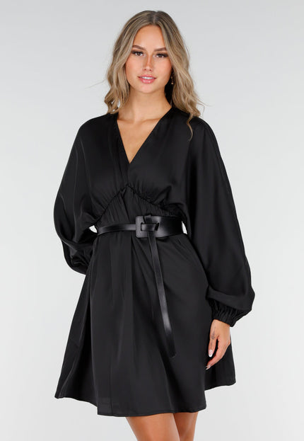 OP=OP.AV.12 Zwarte Satijnen Longsleeve Jurk