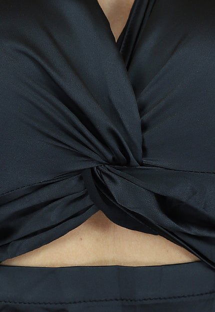 OP=OP.AV.12 Zwarte Satin Jurk met Twistdetail