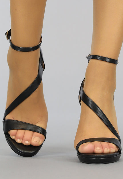 Zwarte Stiletto Sandaletten met Schuine Bandjes